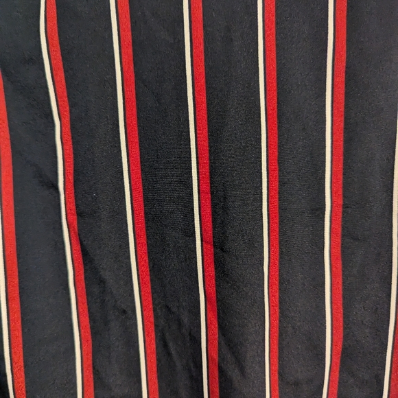 Banana Republic women's sleeveless top XS petite v neck red Stripe w-209 - Picture 6 of 7